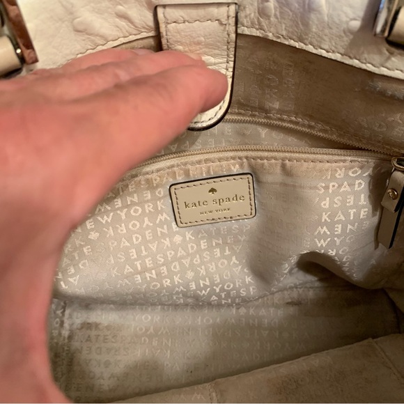 Kate spade faux ostrich but real leather box bag - Picture 3 of 7